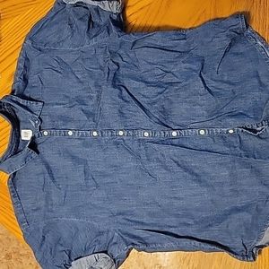 Gap denim button up short sleeve shirt